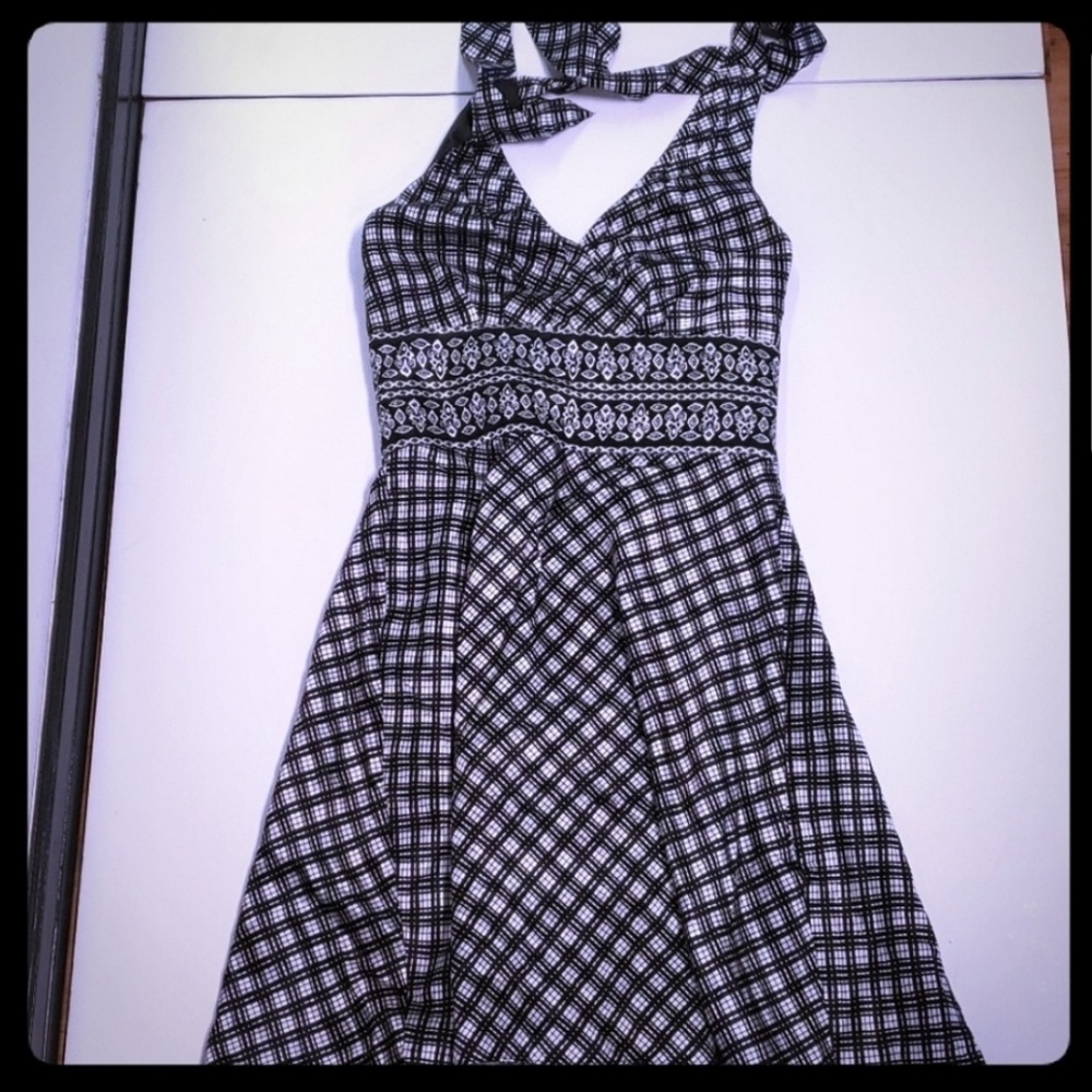 Silky 50s pinup dress